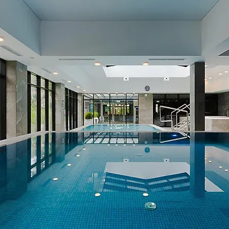 Apartment Vacationclub - Port 319 *